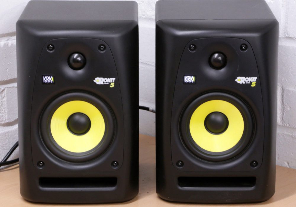 ROKIT RPG2 5 studio monitor speakers Lark Club