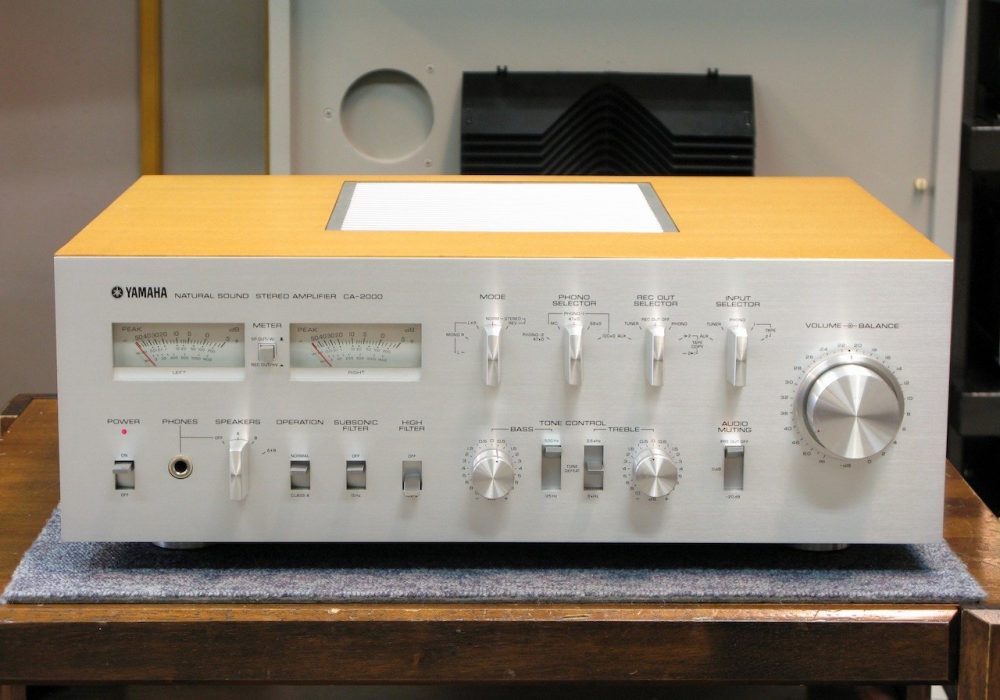 YAMAHA CA-2000 功率放大器