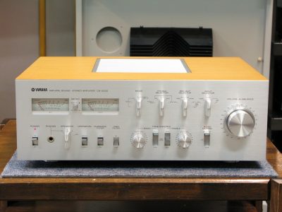 YAMAHA CA-2000 功率放大器