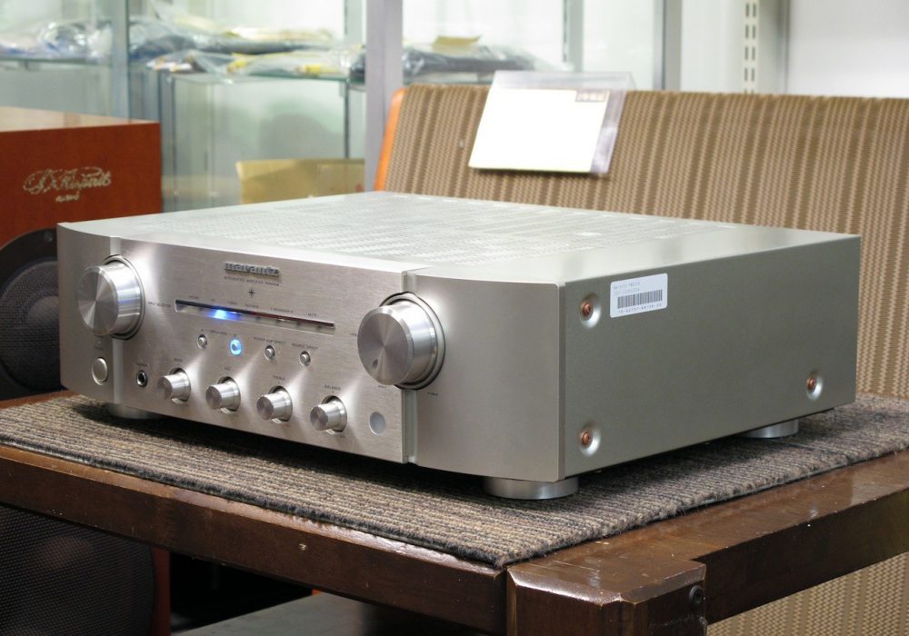 marantz PM8004 功率放大器