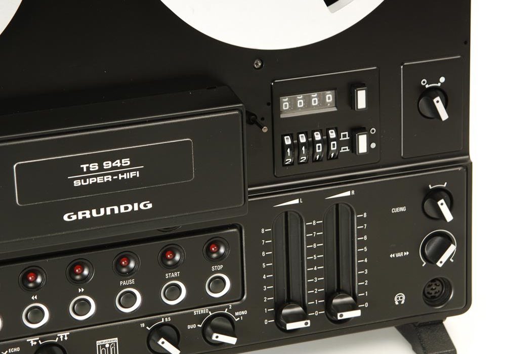 Grundig TS945 开盘机