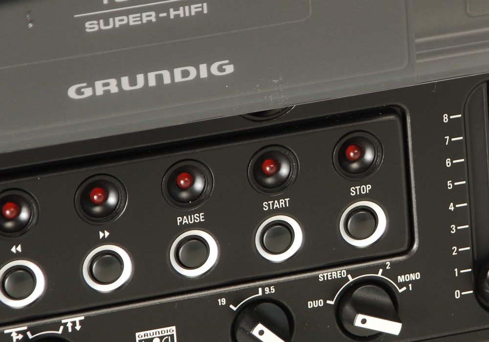 Grundig TS945 开盘机
