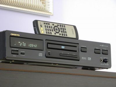 ONKYO DV-S525 DVD播放机