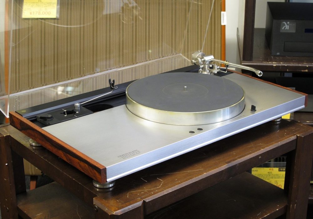 LUXMAN PD444 黑胶唱机