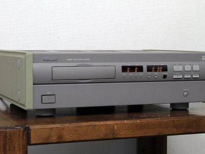 PHILIPS LHH700 CD播放机