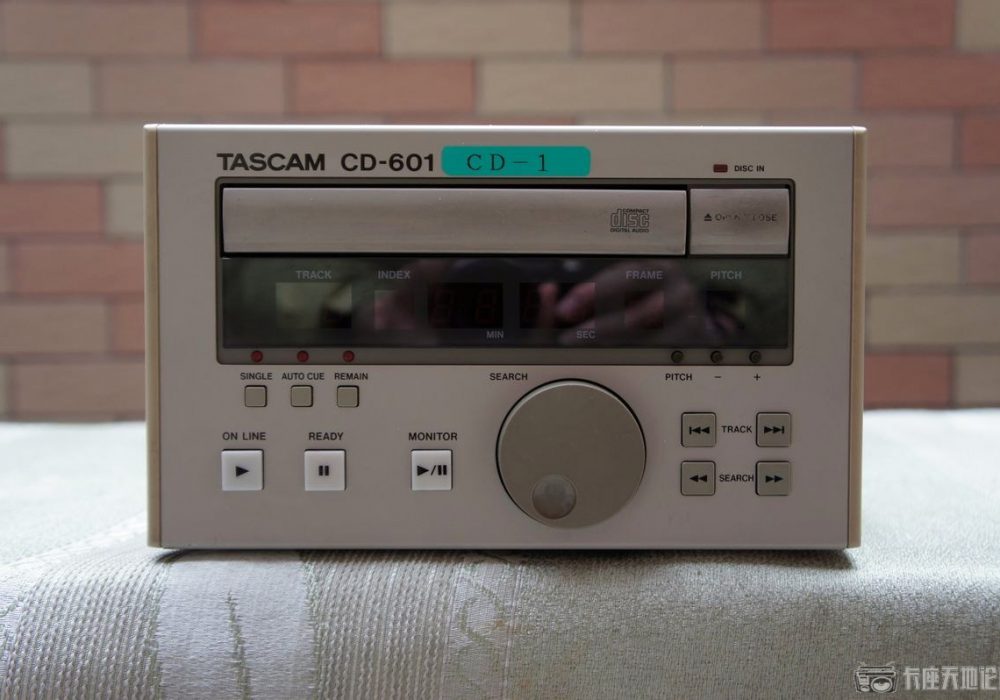 TASCAM CD-601 CD播放机