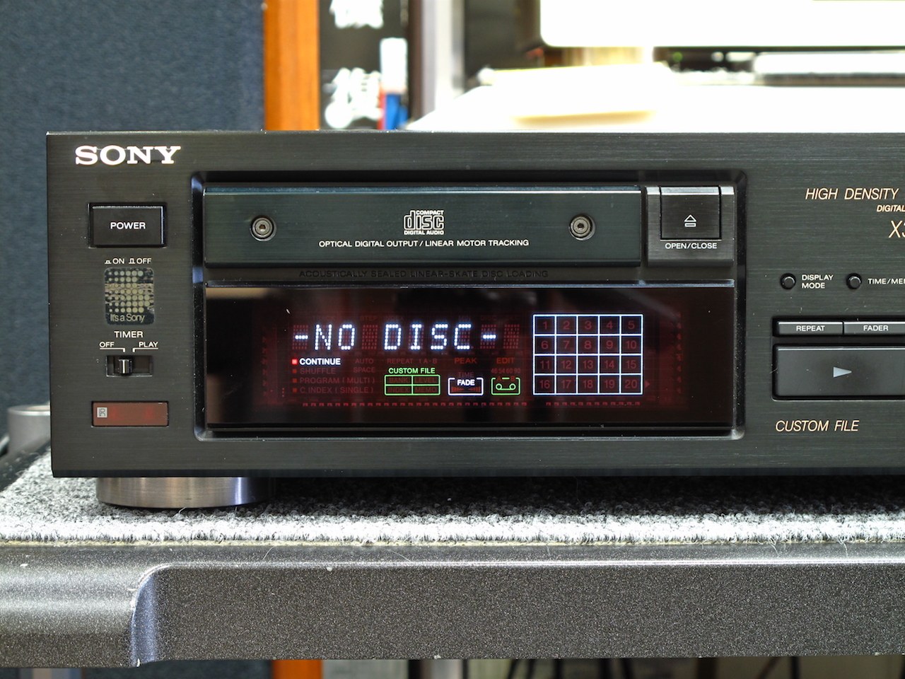 Куплю cdp sony. Sony CDP 33es. Sony CDP-68. Sony CDP-557. Sony CDP-411.