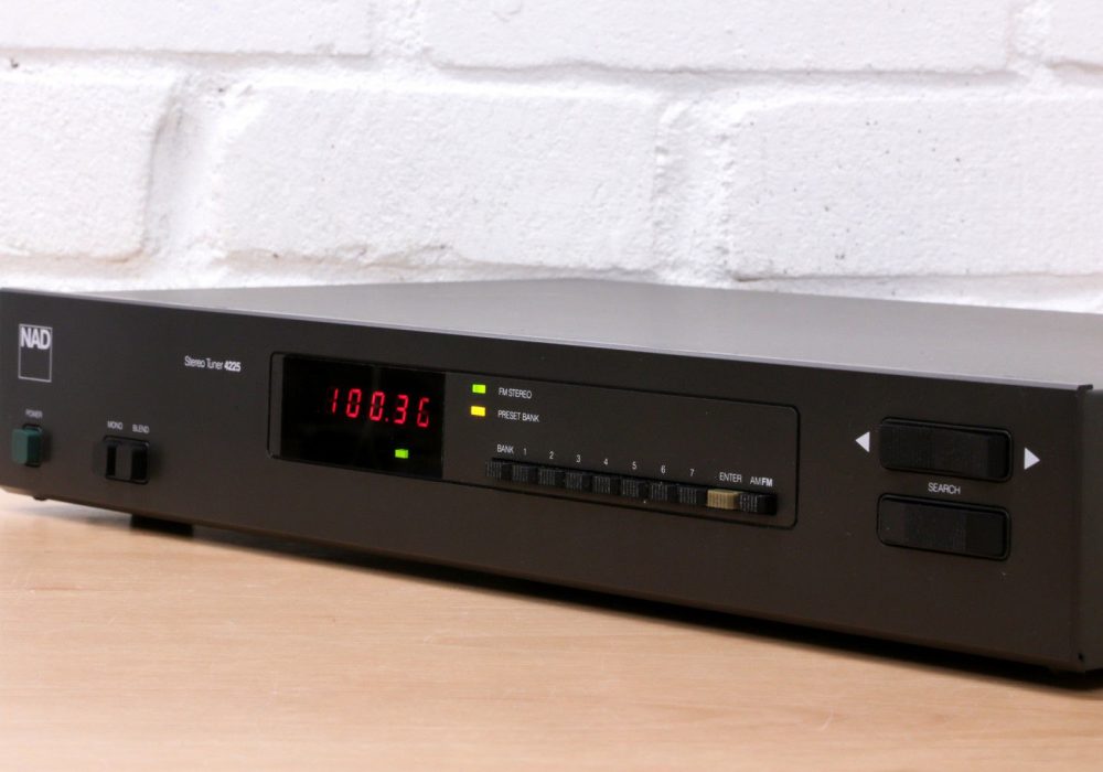 NAD 4225 FM/AM Analogue Tuner 收音头