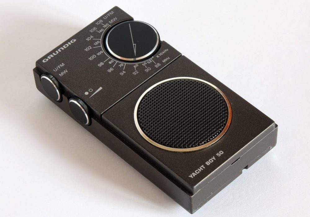 Grundig Yacht Boy 50 Mini Radio 收音机
