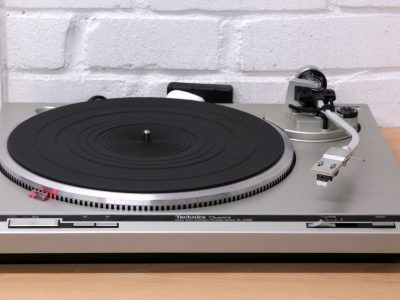 松下 Technics SL-Q202 Turntable 黑胶唱机