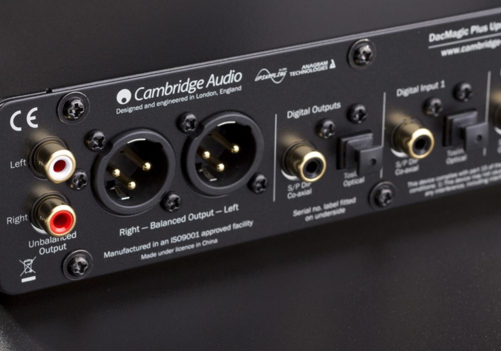 Cambridge Audio DacMagic Plus - 解码器和前置放大器