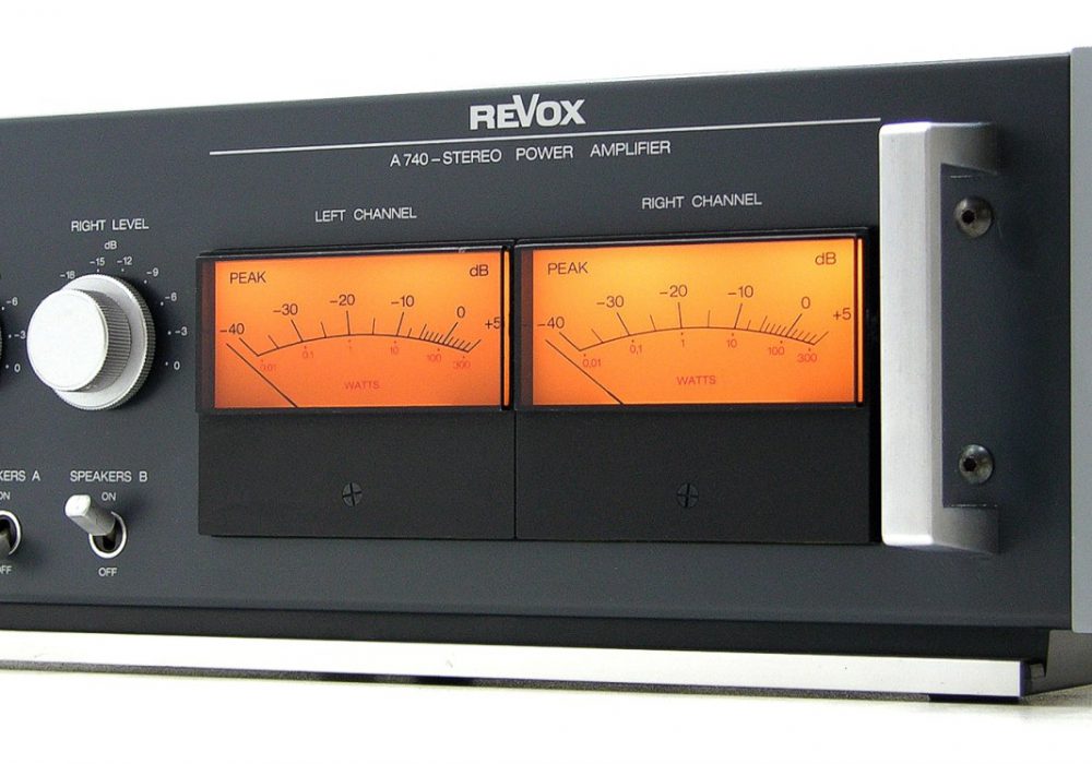 ReVox A740 功率放大器