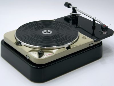 多能士 Thorens TD124 MKI 黑胶唱机