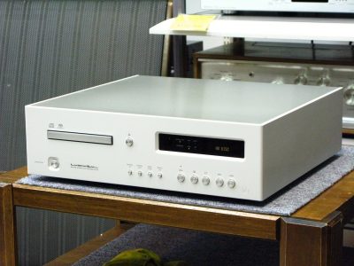 LUXMAN D-06 CD播放机