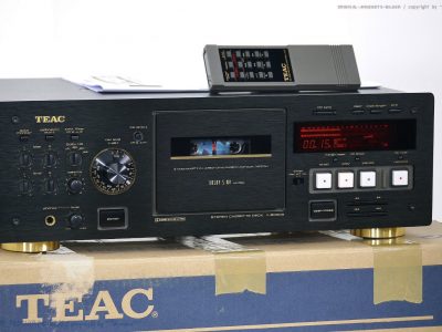 TEAC V-8030S High-End 卡座