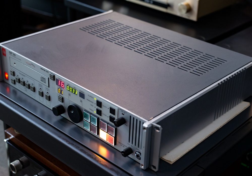 经典铭器：EMT 981 顶级专业电台版CD机