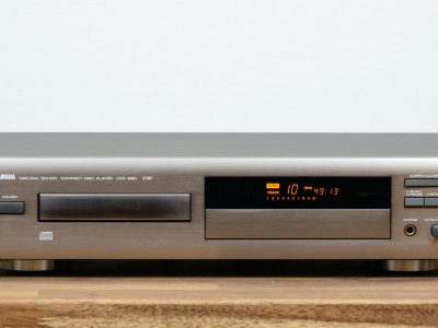 雅马哈 YAMAHA CDX-860 CD-Player