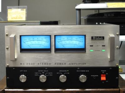 McIntosh MC2500 功率放大器