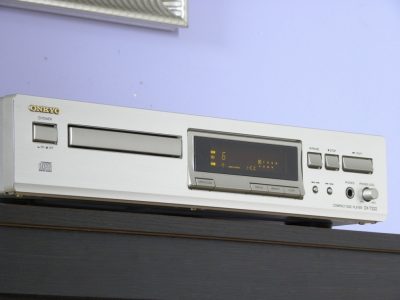 ONKYO DX-7222 CD播放机