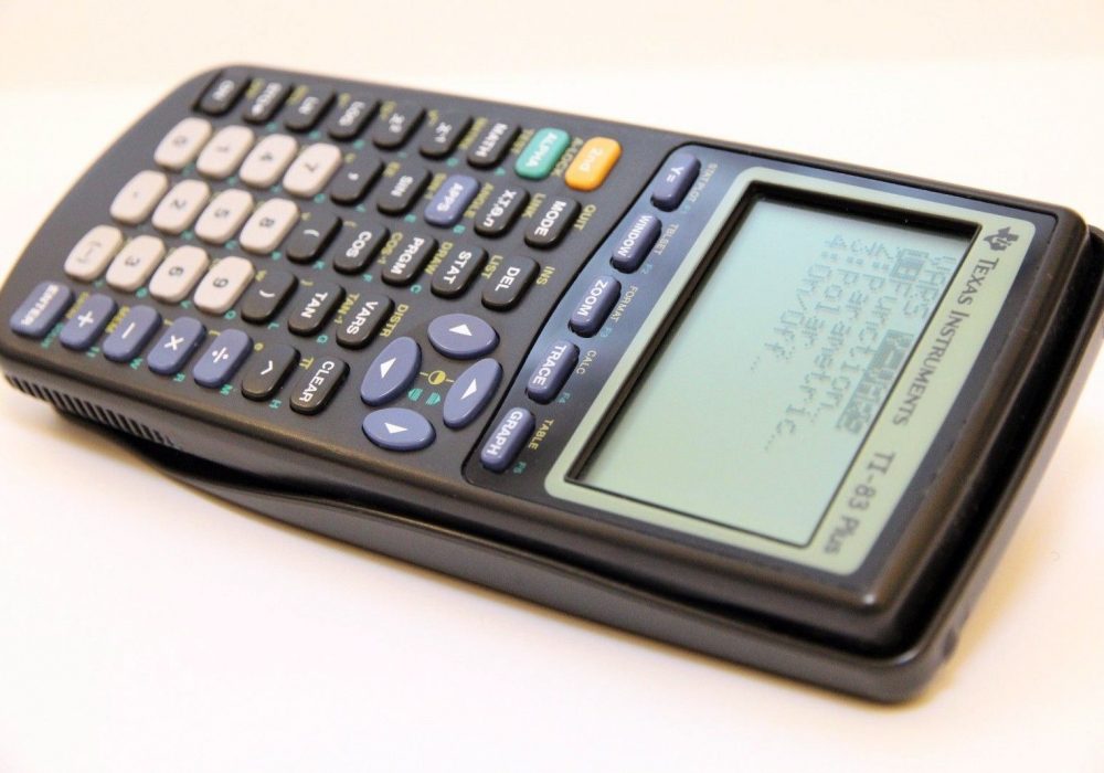 Texas Instruments TI-83 Plus 计算器