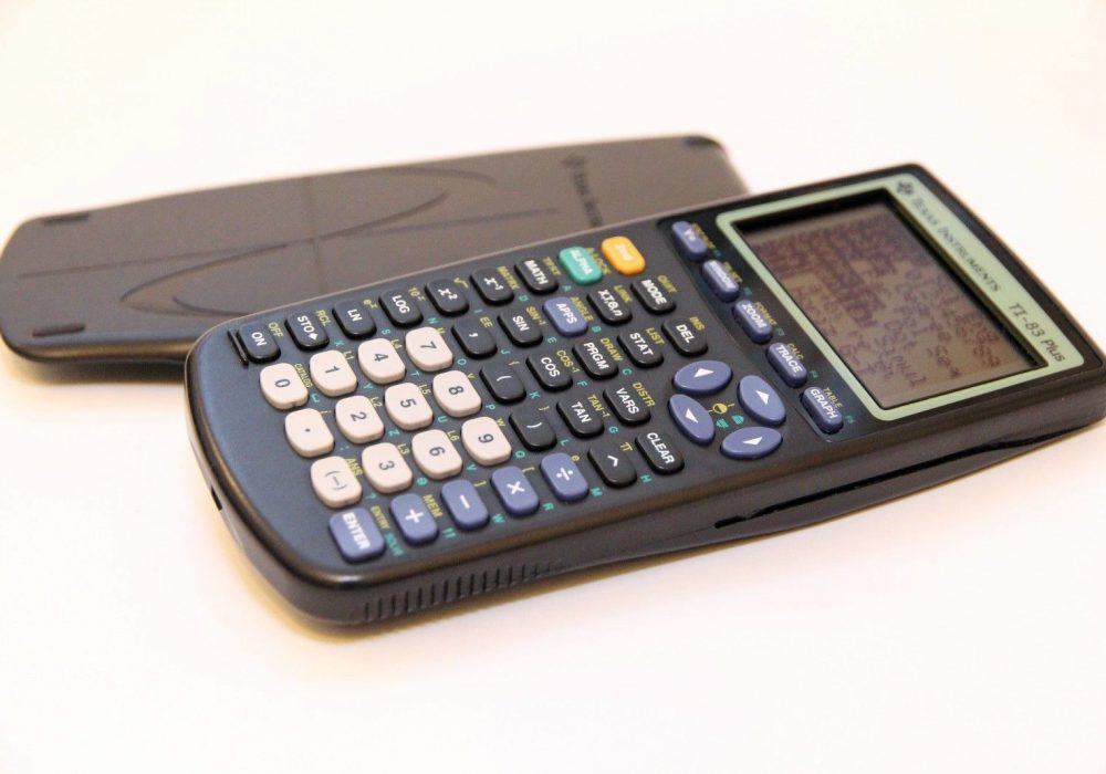 Texas Instruments TI-83 Plus 计算器