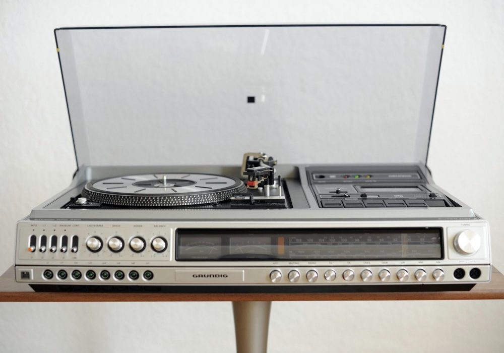 Grundig RPC 350 黑胶唱机/磁带/收音 一体机