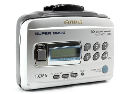 AIWA HS-TX386 AM/FM 磁带随身听