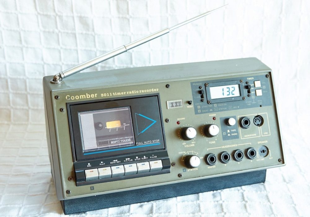 COOMBER 3011 CASSETTE PLAYER RECORDER