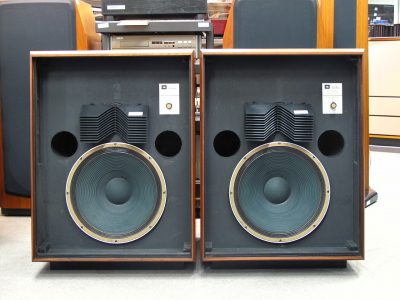 JBL L200 Studio Master 音箱