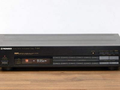 先锋 PIONEER F-445 立体声 Tuner / Radio in schwarz mit OVP