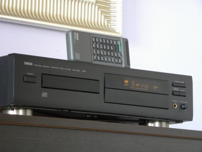 YAMAHA CDX-870 CD播放机