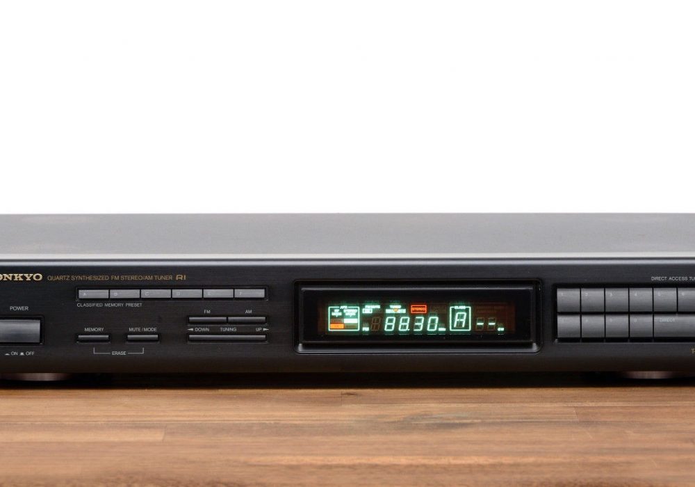 Onkyo T-4930 Synthesized FM Tuner 收音头