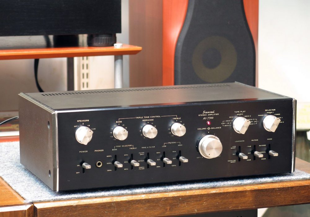 SANSUI AU-7700 功率放大器