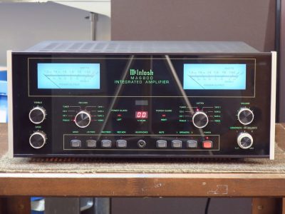 MA6800 McIntosh マッキントッシュ プリメインアンプ（トランジスター）