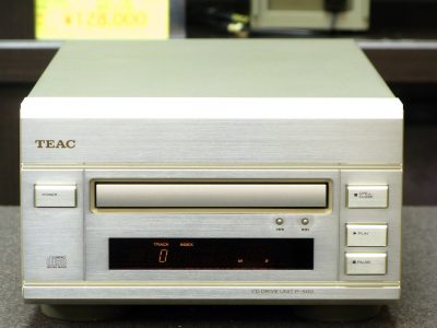 TEAC P-500 CD播放机