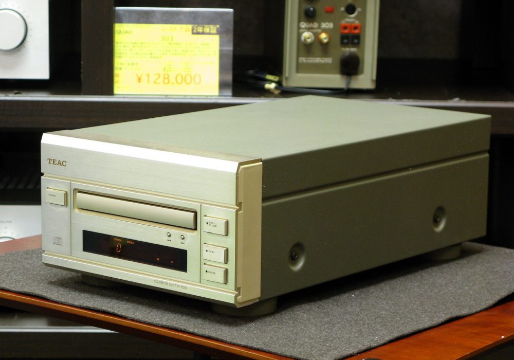 TEAC P-500 CD播放机