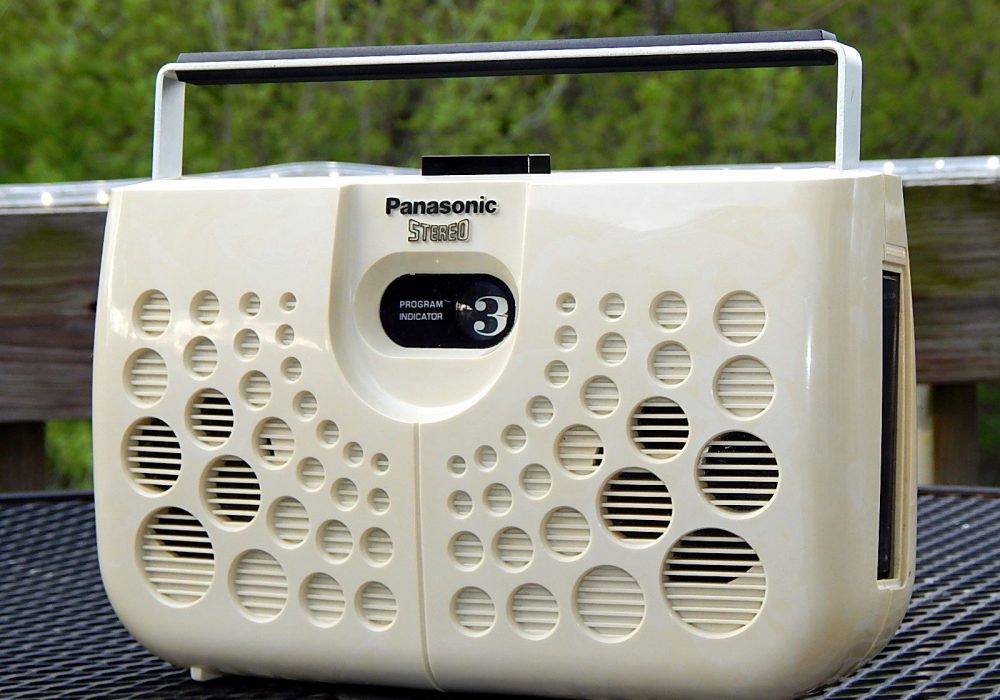 Panasonic RS-833S Swiss Cheese 8轨磁带播放机