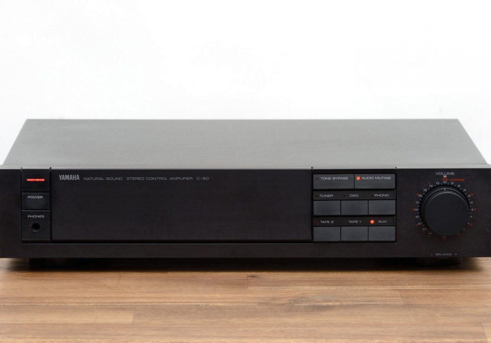 雅马哈 YAMAHA C-60 前级放大器