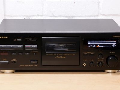 TEAC V-1050 卡座