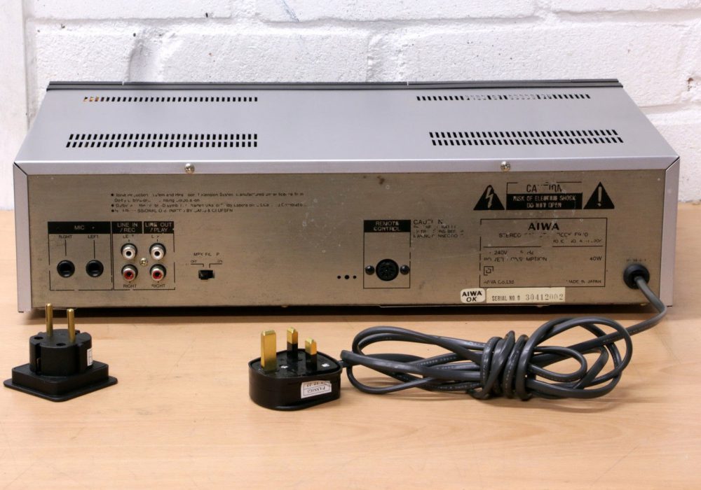 AIWA AD-F990 Hi-Fi 卡座