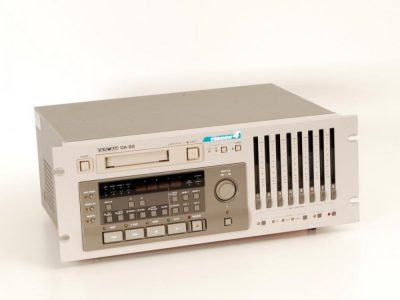 Tascam DA-88 DAT台机