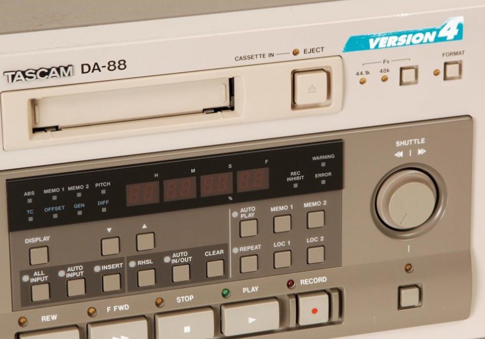 Tascam DA-88 DAT台机