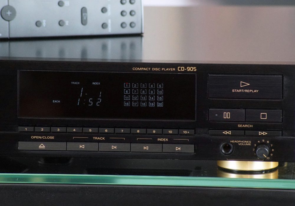 GRUNDIG FineArts CD905 CD播放机