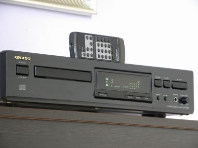 ONKYO DX-7222 CD播放机