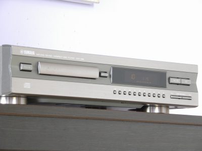 YAMAHA CDX-396 CD播放机