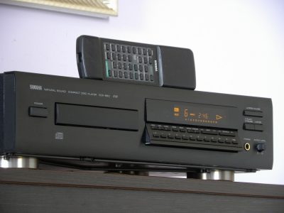 YAMAHA CDX-860 CD播放机