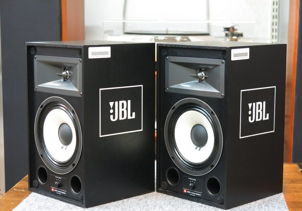 JBL 4310H 音箱
