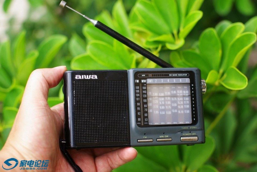 爱华 aiwa A100 + 东芝 Toshiba RP-71 收音机