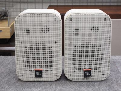 JBL Control 1 Pro 音箱