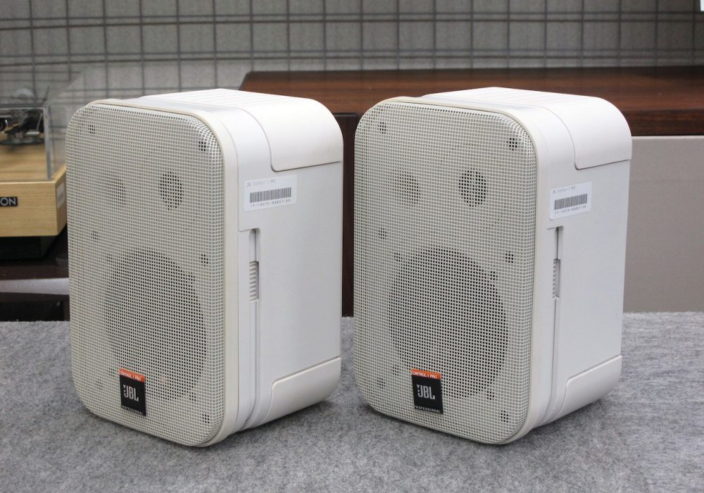 JBL Control 1 Pro 音箱